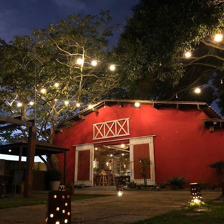 Pousada Celeiro 115 บานาเนย์รัส ภายนอก รูปภาพ